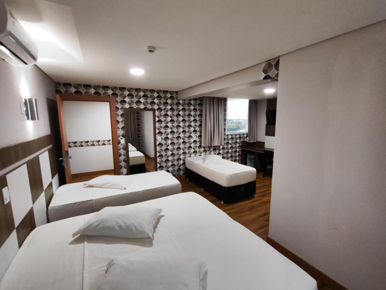 Hotel Maestro Executive Toledo Toledo  Bagian luar foto